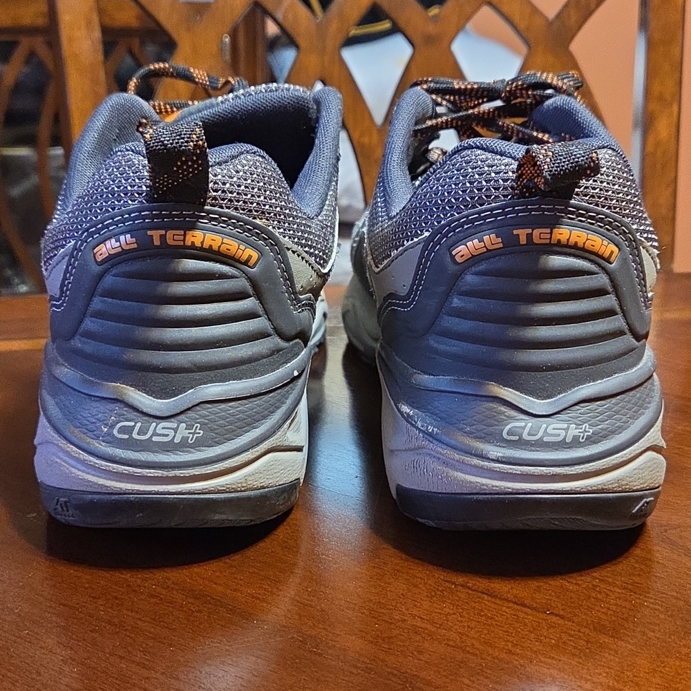 New Balance 481 Trail Running Shoes ❤️ - Picture 4 of 8